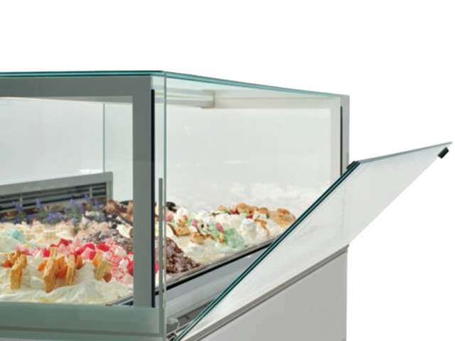 Витрина для мороженого COMETA 12