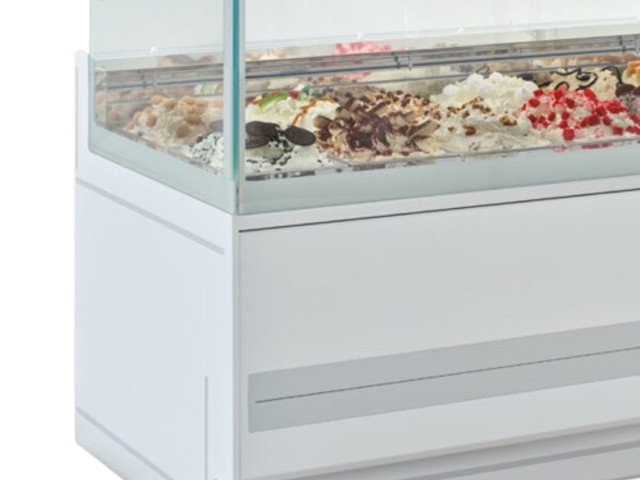 Витрина для мороженого COMETA 18